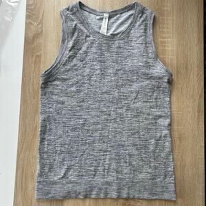 Athleta Women's In Motion Tank Top Size XS Heather Gray